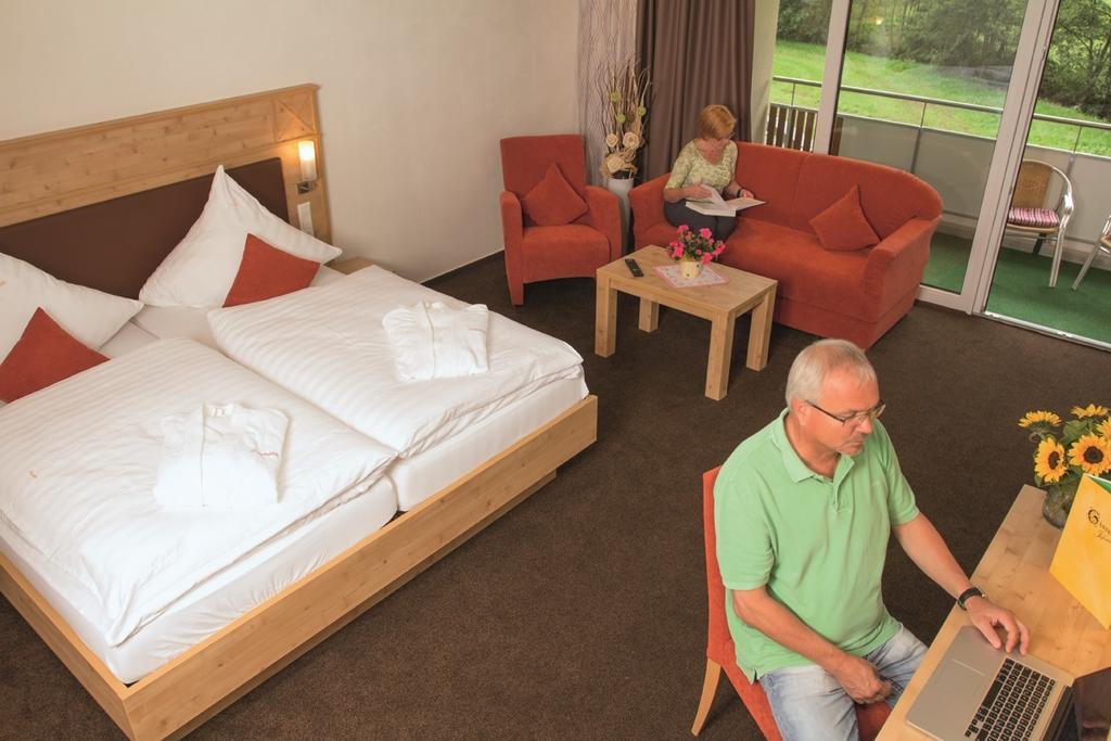 Landgasthof Adler Pelzmuehle Biederbach Room photo